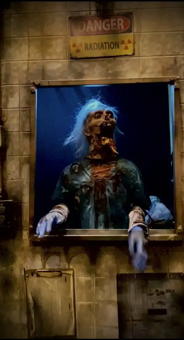 Dead Farm Productions Dr. Bones Halloween Animatronic 3 Dead Farm Productions Dr. Bones Halloween Animatronic