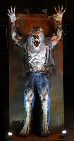 Distortions "Scare Wolf" Halloween Animatronic -Cheap Horror Attire Store scare wolf halloween animatronic 31350131654704