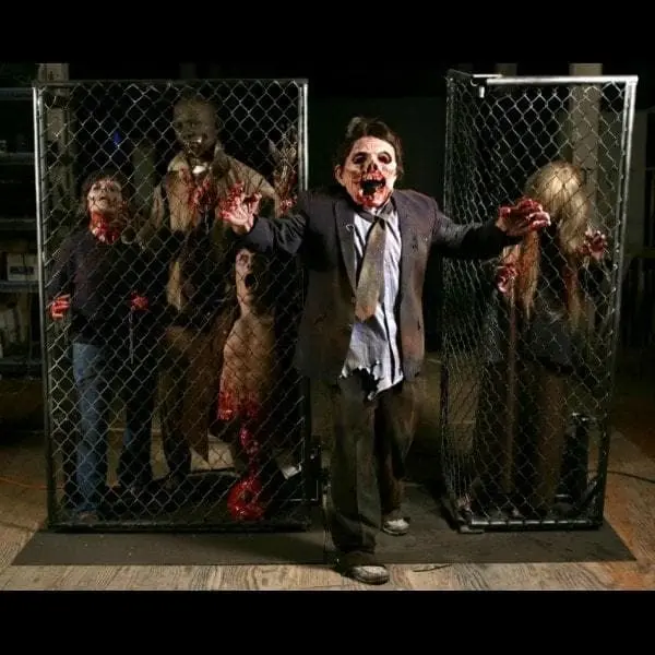 Distortions "Zombie Breakout/ Outbreak Shock" Halloween Animatronic 3 Distortions "Zombie Breakout/ Outbreak Shock" Halloween Animatronic